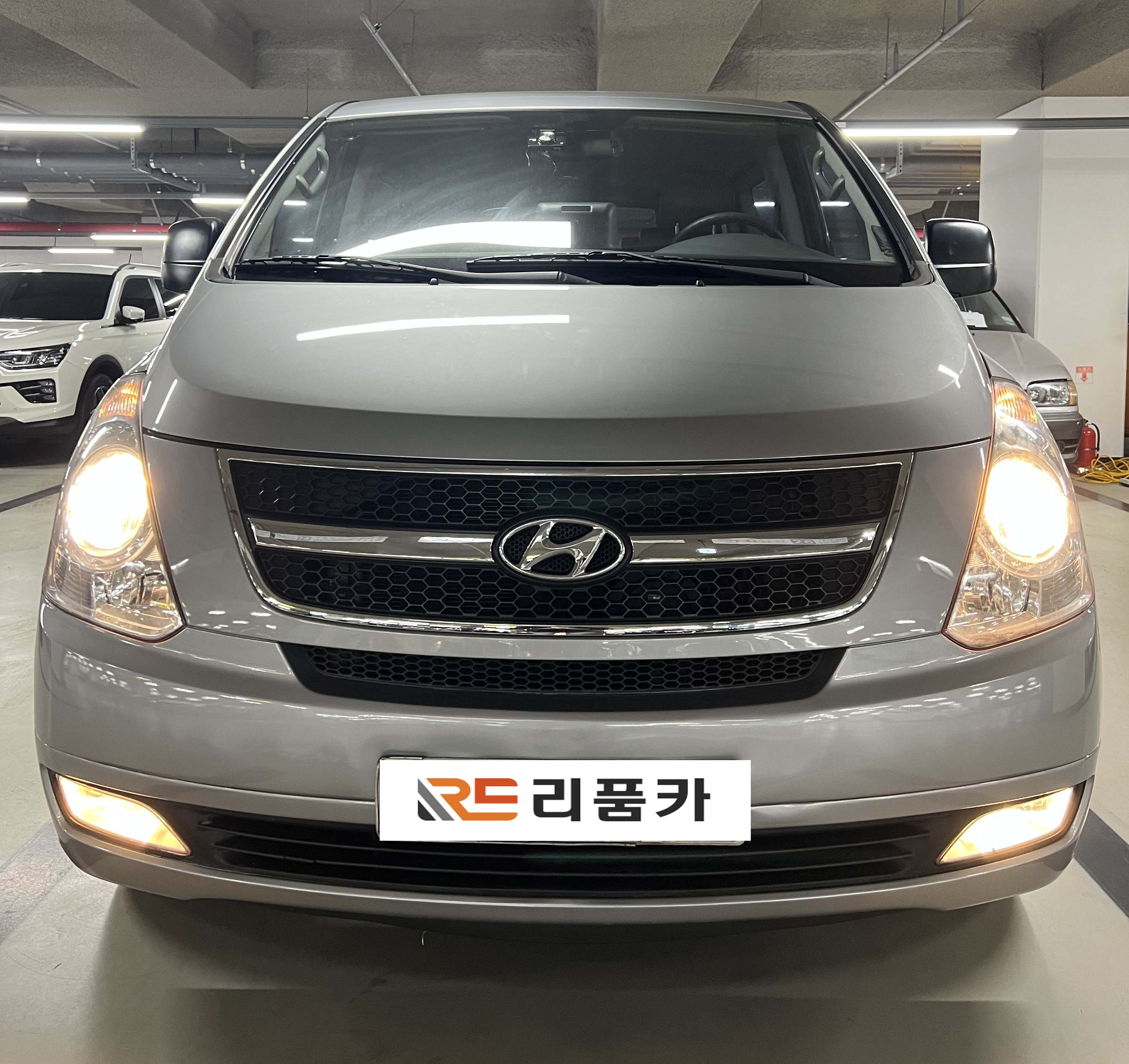 구경하러 왔다가 선택한 그랜드스타렉스 중고차