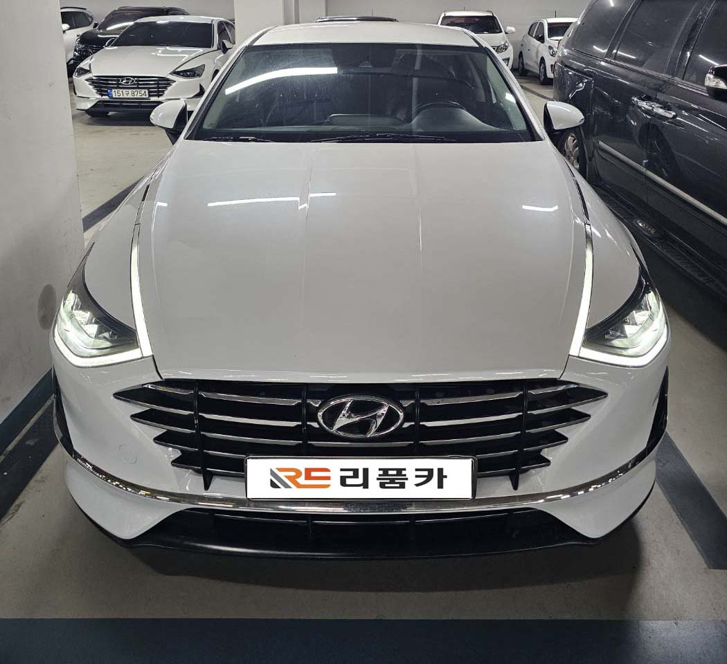 여자친구와 함께 탈 소나타DN8 중고차!